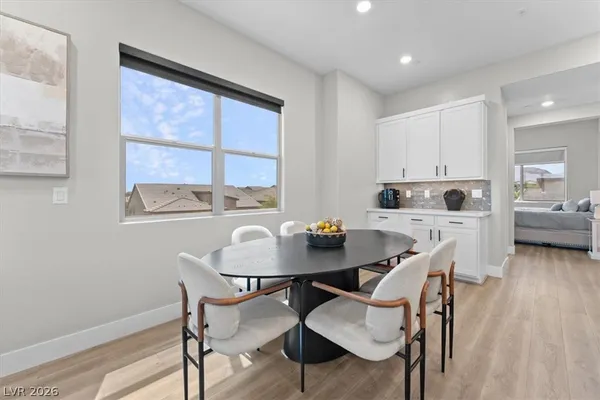 $689,000 | 10001 Hematite Place, Unit 1, Las Vegas, NV 89143