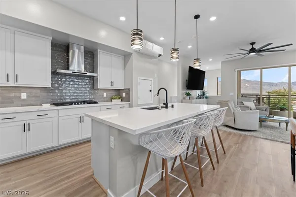 $689,000 | 10001 Hematite Place, Unit 1, Las Vegas, NV 89143