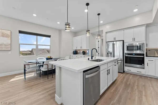 $689,000 | 10001 Hematite Place, Unit 1, Las Vegas, NV 89143