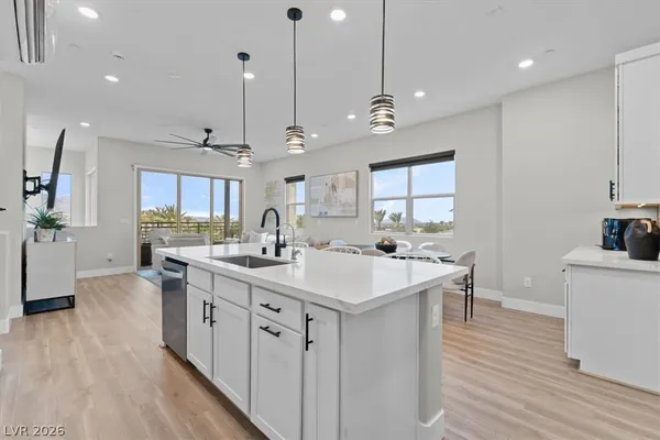 $689,000 | 10001 Hematite Place, Unit 1, Las Vegas, NV 89143
