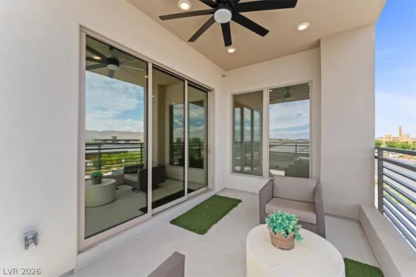 $689,000 | 10001 Hematite Place, Unit 1, Las Vegas, NV 89143