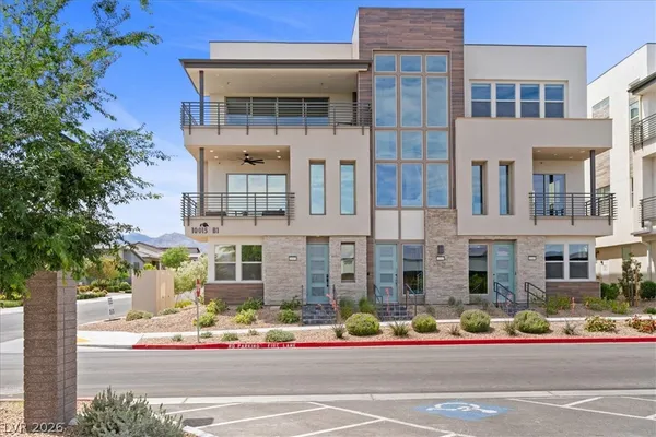 $689,000 | 10001 Hematite Place, Unit 1, Las Vegas, NV 89143