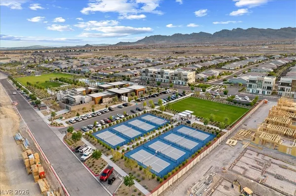 $689,000 | 10001 Hematite Place, Unit 1, Las Vegas, NV 89143