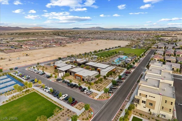 $689,000 | 10001 Hematite Place, Unit 1, Las Vegas, NV 89143