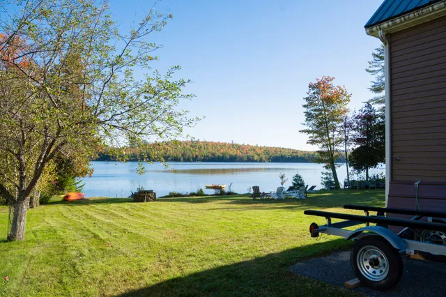 $439,999 | 24 Autumn Lane, Lincoln, ME 04457