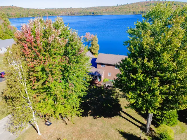 $439,999 | 24 Autumn Lane, Lincoln, ME 04457