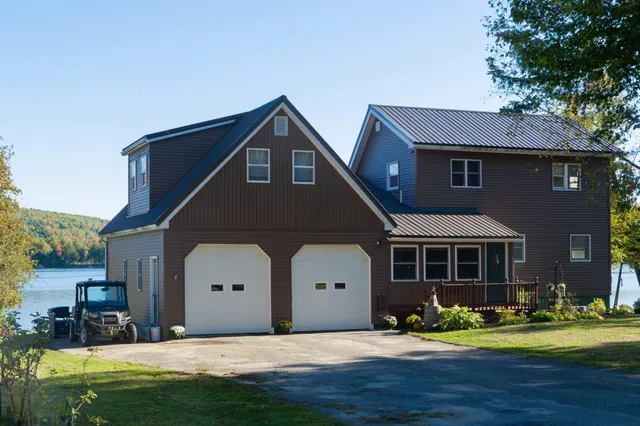 $439,999 | 24 Autumn Lane, Lincoln, ME 04457