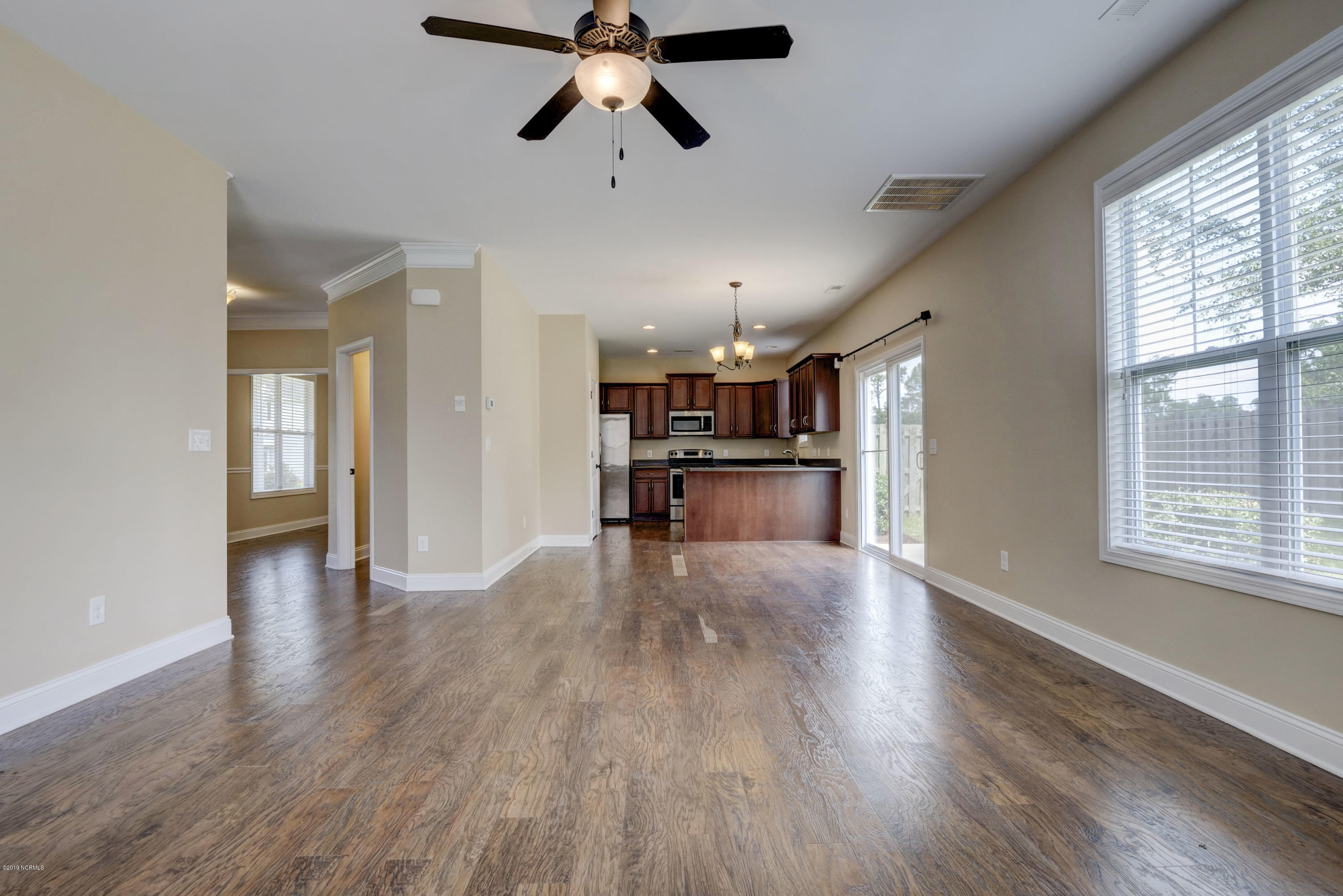 409 Albemarle Road Wilmington, NC 28405 - Photo 10 of 29 _4322984_85_86_87_88_89_90