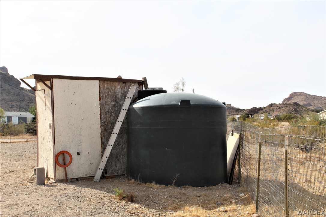 1950 Growler Road Golden Valley, AZ 86413 - Photo 42 of 42 a view of a terrace