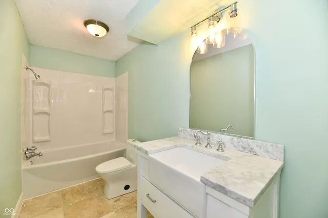 $315,000 | 1023 Pendle Hill Avenue, Pendleton, IN 46064