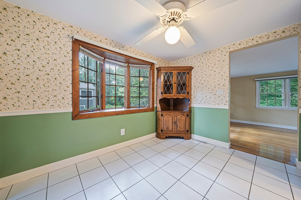 43 Jacquelyn Road Weymouth, MA 02188 - Photo 8 of 37 Gallery Image 8