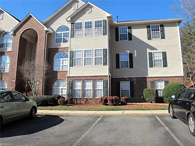 $190,000 | 331 Mill Pond Drive, Winston-Salem, NC 27106