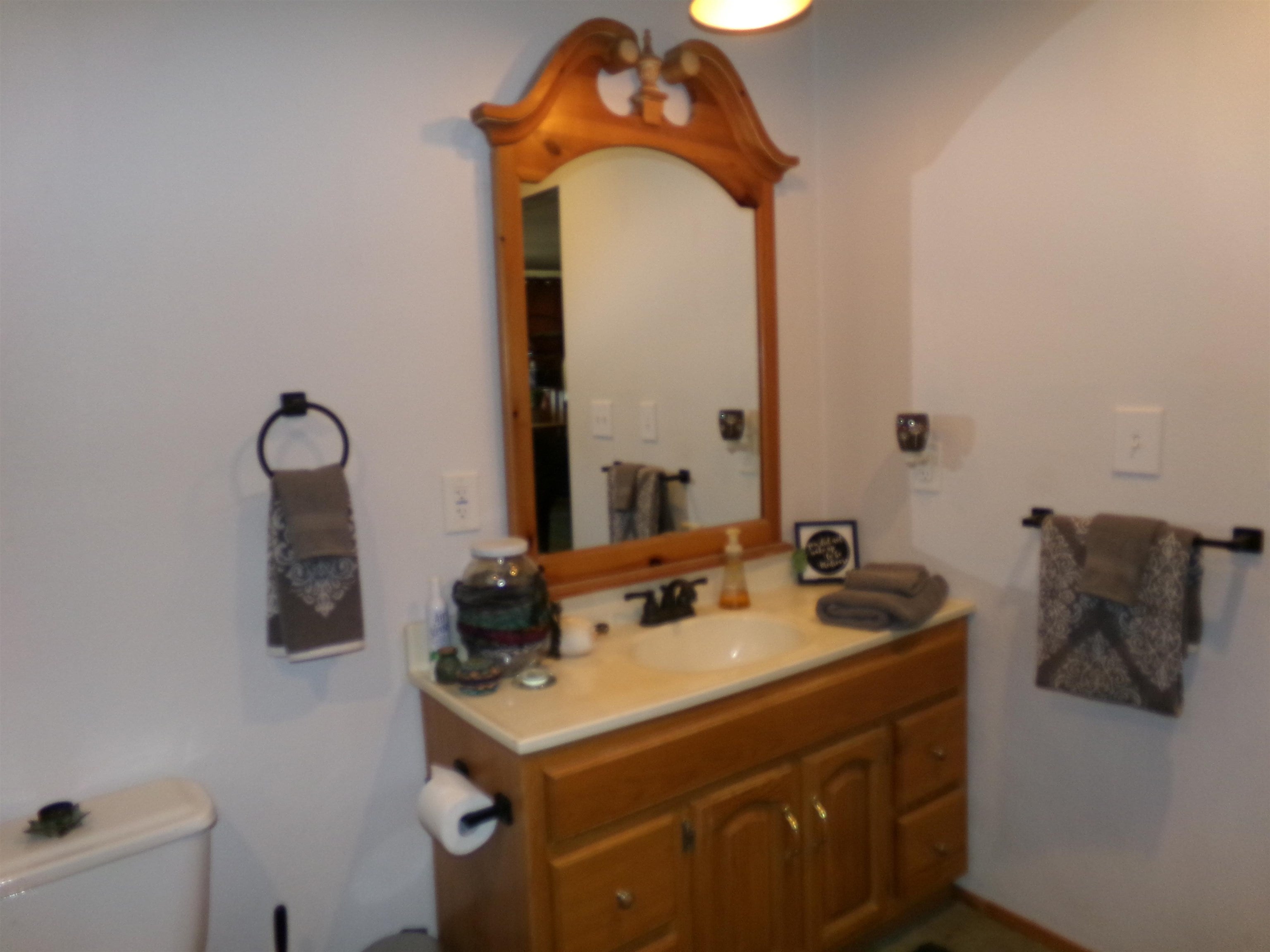 102 Wagon Road Hornbrook, CA 96044 - Photo 16 of 25 Gallery Image 16