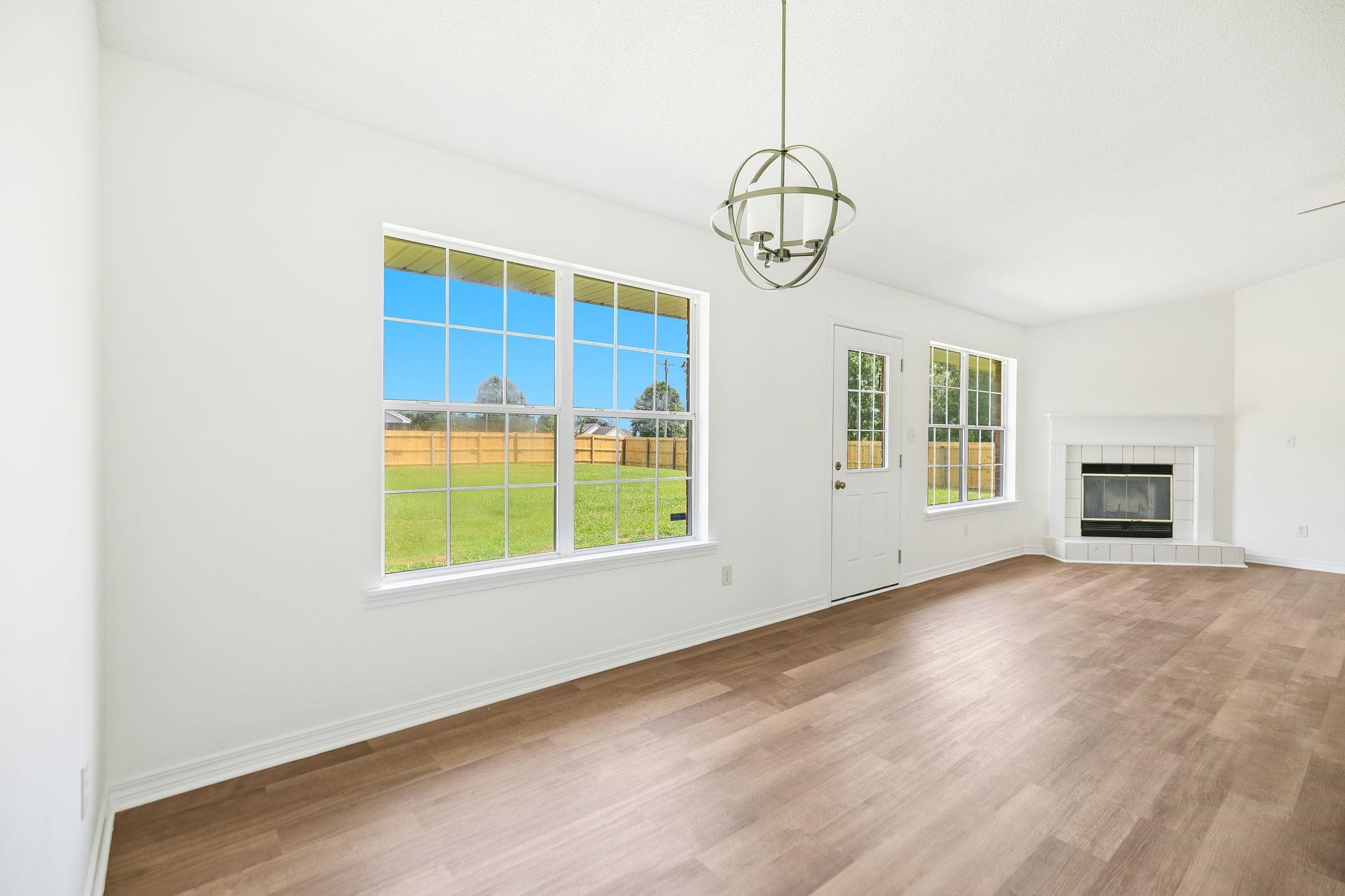 23676 Sparrows Point Daphne, AL 36526 - Photo 20 of 56 Living Room
