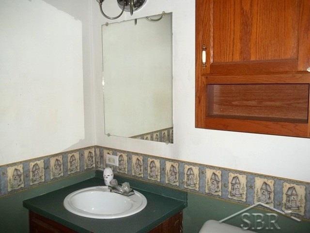 5361 Teft Road St. Charles, MI 48655 - Photo 9 of 17 31277114-8.JPG