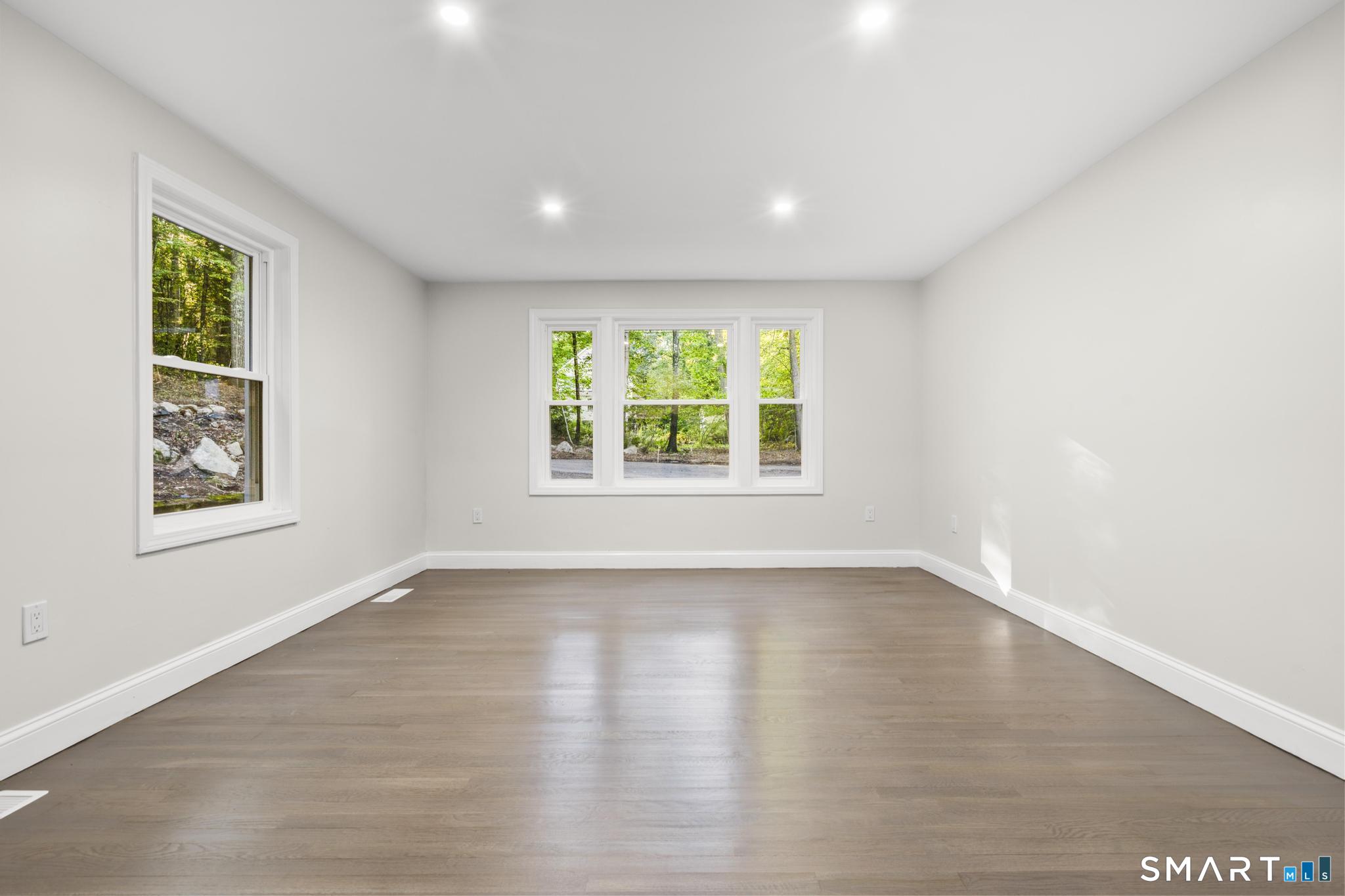 245 Dunk Rock Road Guilford, CT 06437 - Photo 8 of 34 Gallery Image 8