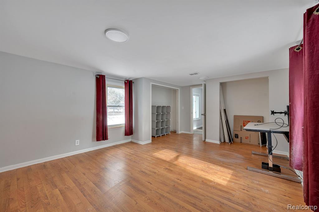 1210 Miller Road Lake Orion, MI 48362 - Photo 14 of 19 Gallery Image 14