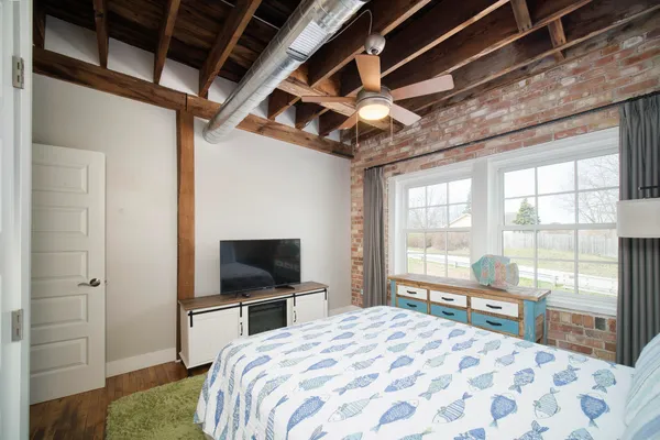 $179,900 | 86 Washington Street, Unit 340, Manistee, MI 49660