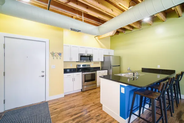 $179,900 | 86 Washington Street, Unit 340, Manistee, MI 49660