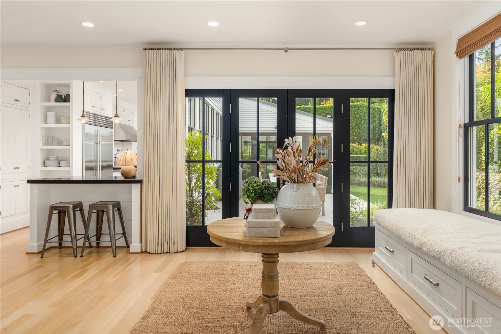 2206 Evergreen Point Road Medina, WA 98039 - Photo 17 of 39