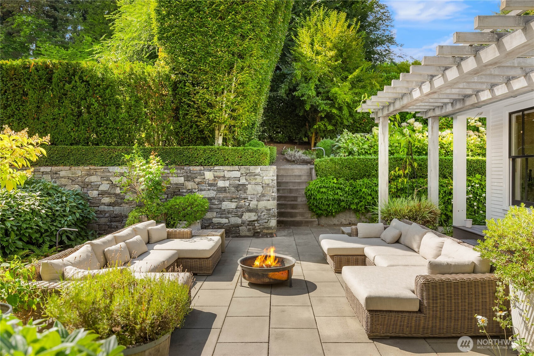 2206 Evergreen Point Road Medina, WA 98039 - Photo 34 of 39