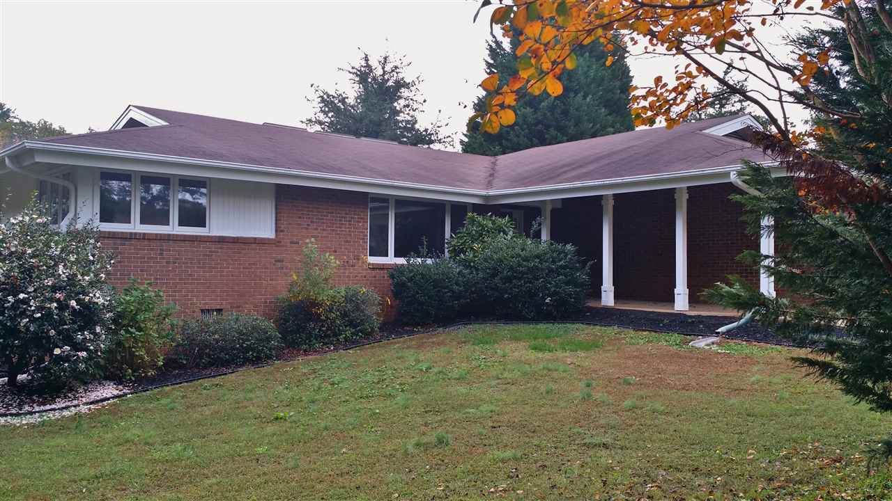 111 Sunset Point Road Anderson, SC 29626 - Photo 3 of 31 Gallery Image 3