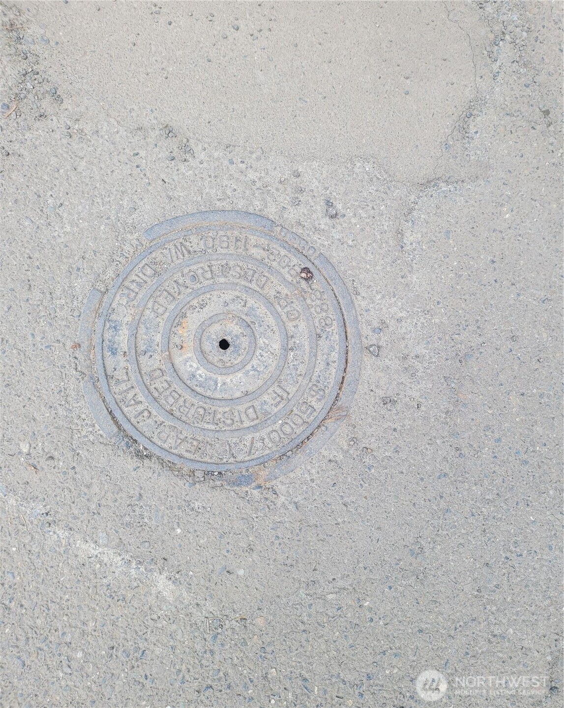 2318 Perkins Lane West Seattle, WA 98199 - Photo 8 of 10 a view of a fireplace in a bathroom
