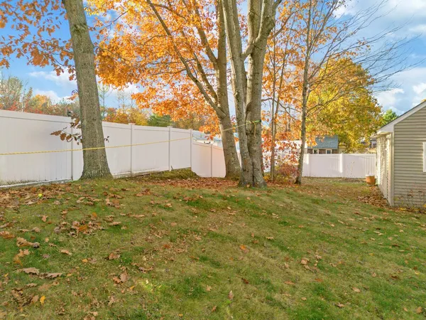 $330,000 | 137 Barlen Street, Farmington, ME 04938