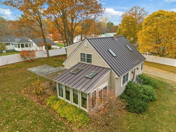 $330,000 | 137 Barlen Street, Farmington, ME 04938