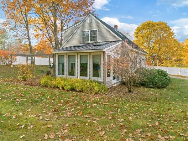 $330,000 | 137 Barlen Street, Farmington, ME 04938