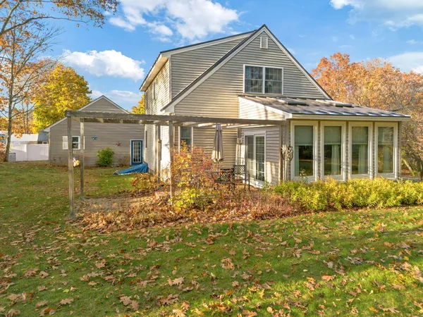 $330,000 | 137 Barlen Street, Farmington, ME 04938