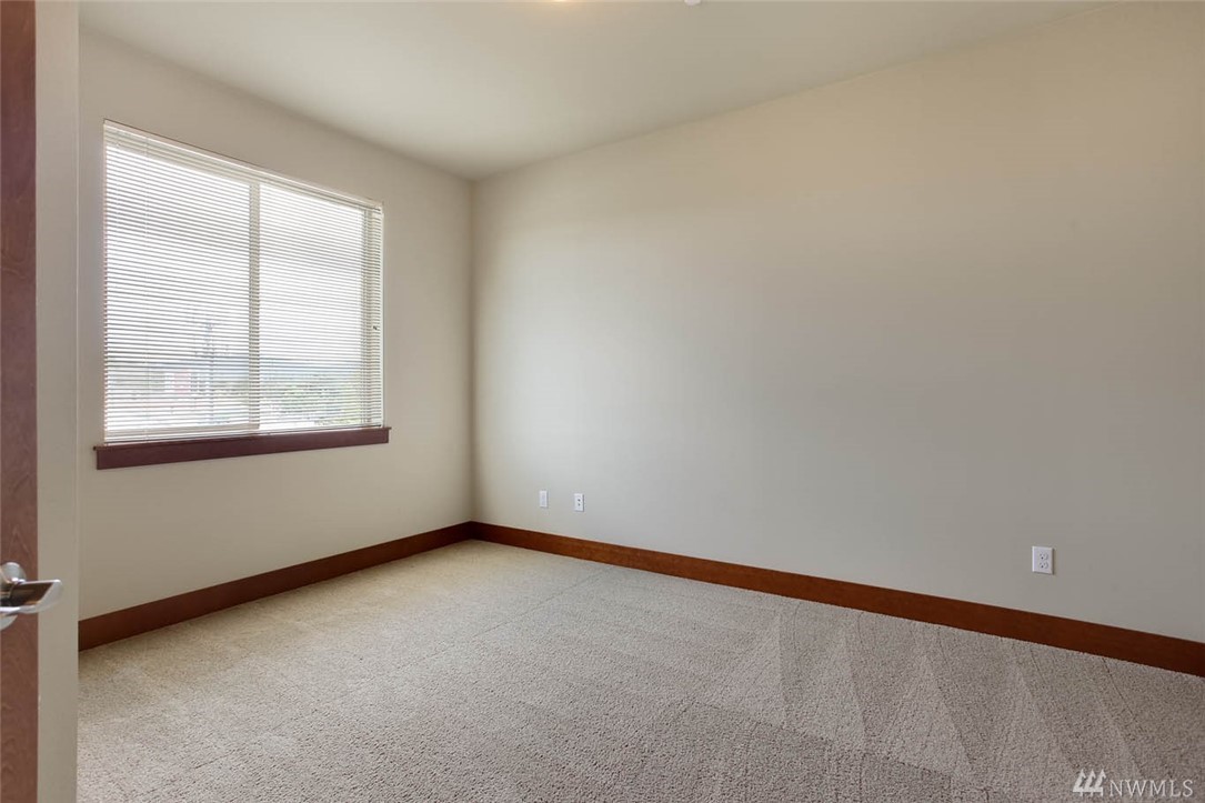 3902 Northeast 3rd Place Renton, WA 98056 - Photo 17 of 24