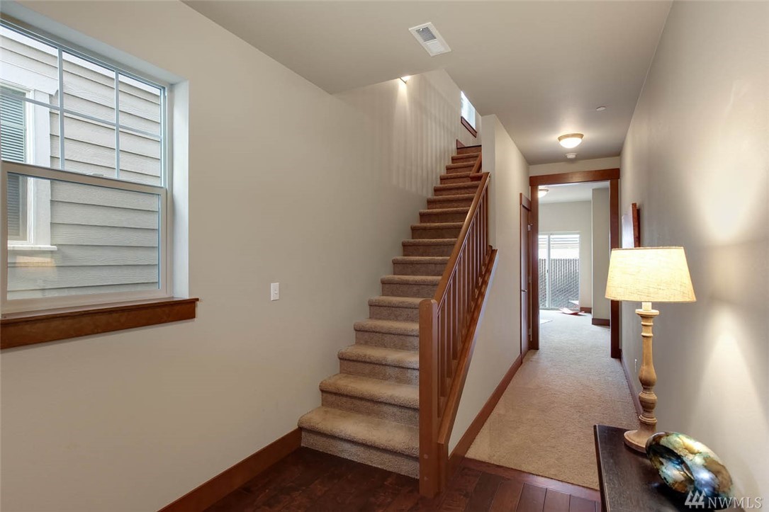 3902 Northeast 3rd Place Renton, WA 98056 - Photo 3 of 24