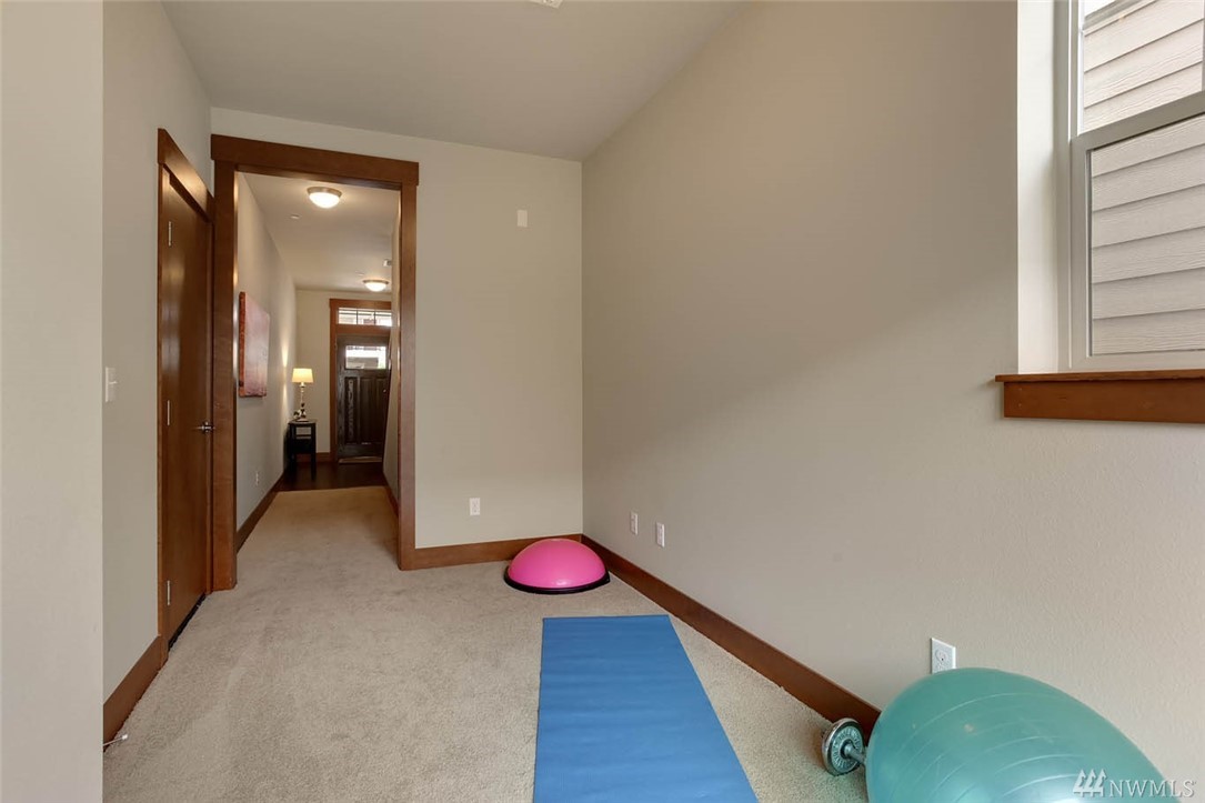 3902 Northeast 3rd Place Renton, WA 98056 - Photo 21 of 24