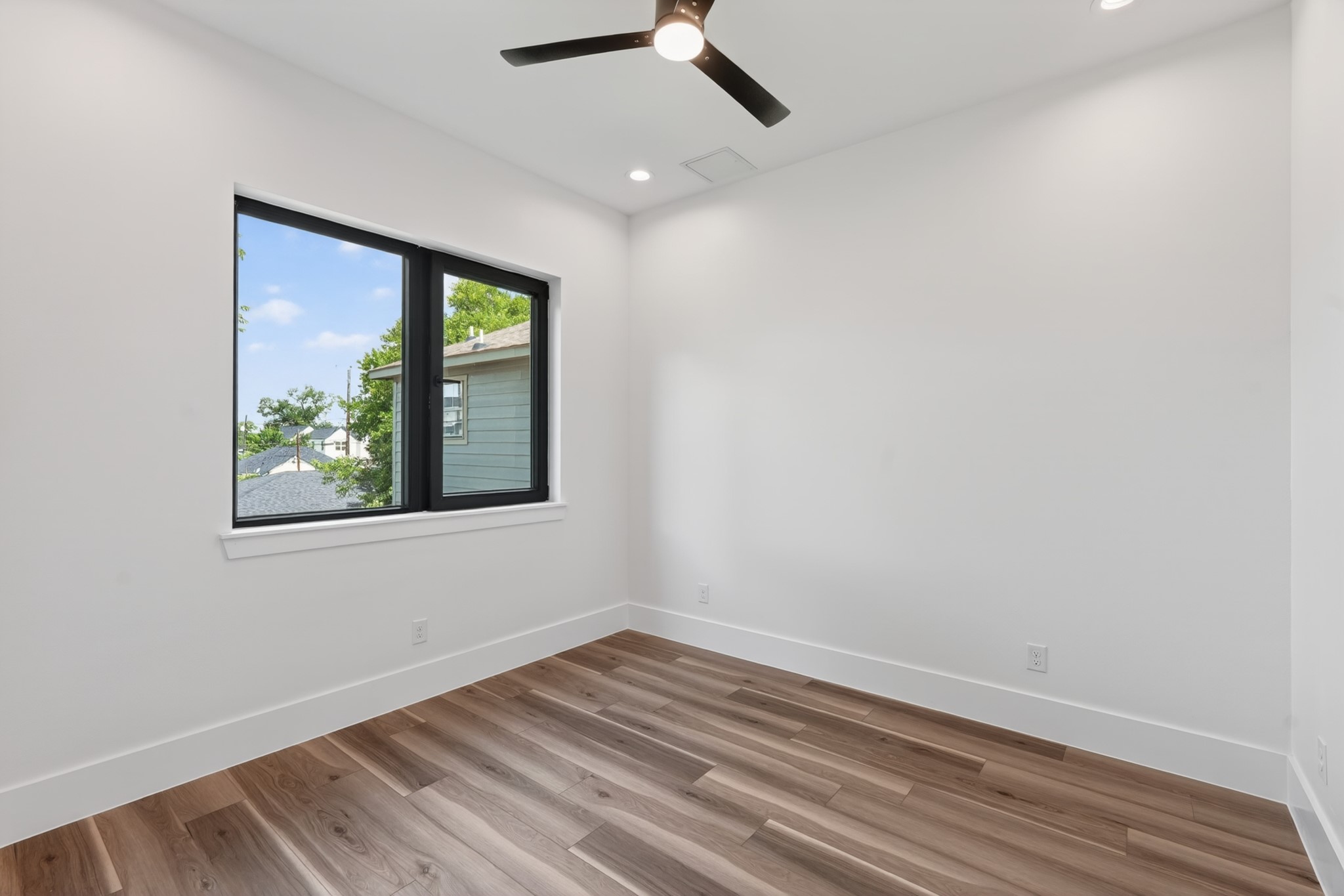 6824 Sidney Street, Unit B Houston, TX 77021 - Photo 25 of 45
