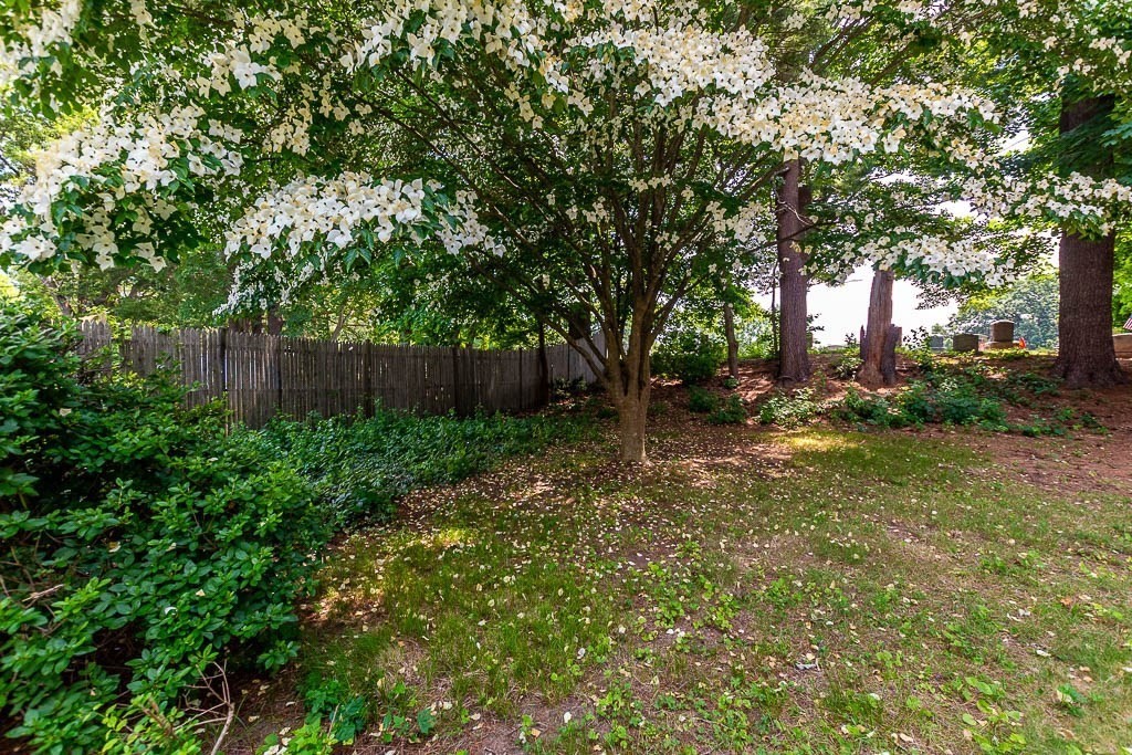 22 Londonderry Road Framingham, MA 01701 - Photo 16 of 24 Gallery Image 16