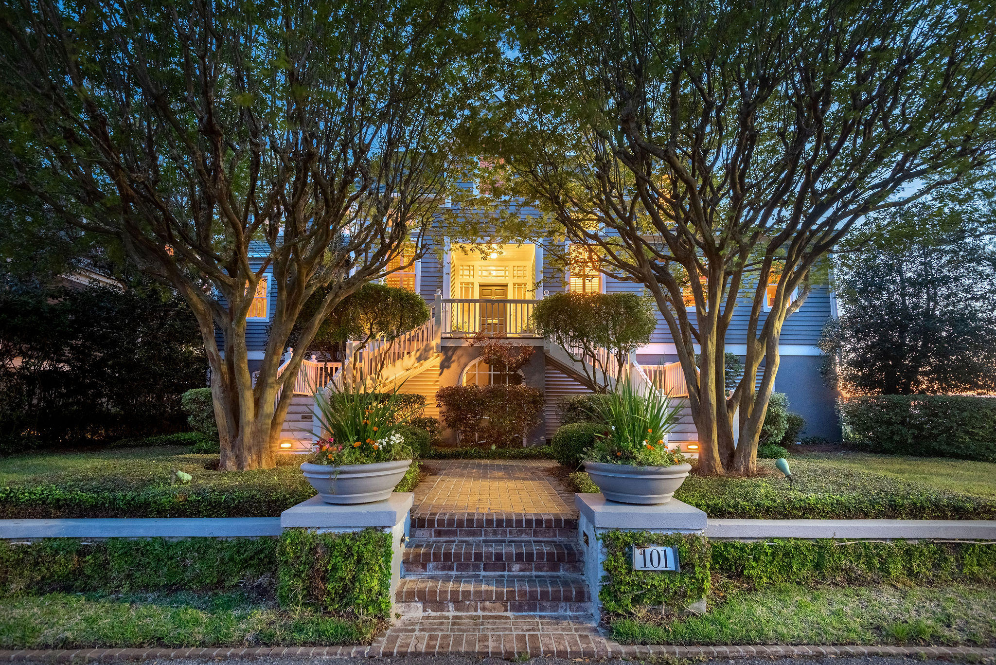 101 Middle Street Mount Pleasant, SC 29464 - Photo 3 of 66 101MiddleStreet-KeenEyeMarketing-16
