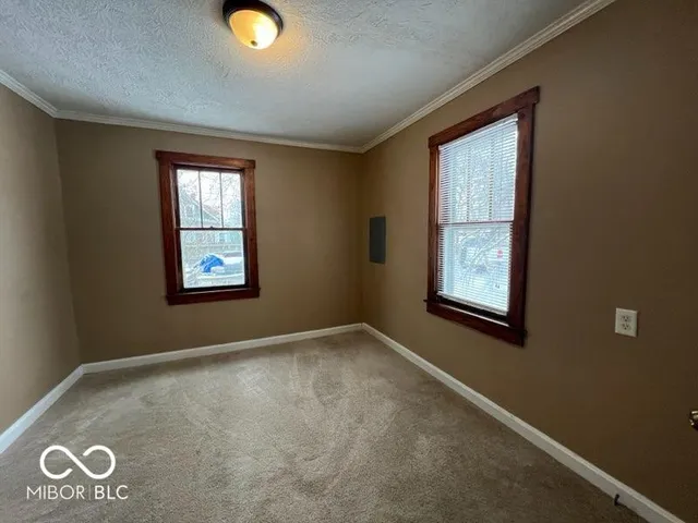 $144,900 | 1324 South 21st Street, New Castle, IN 47362