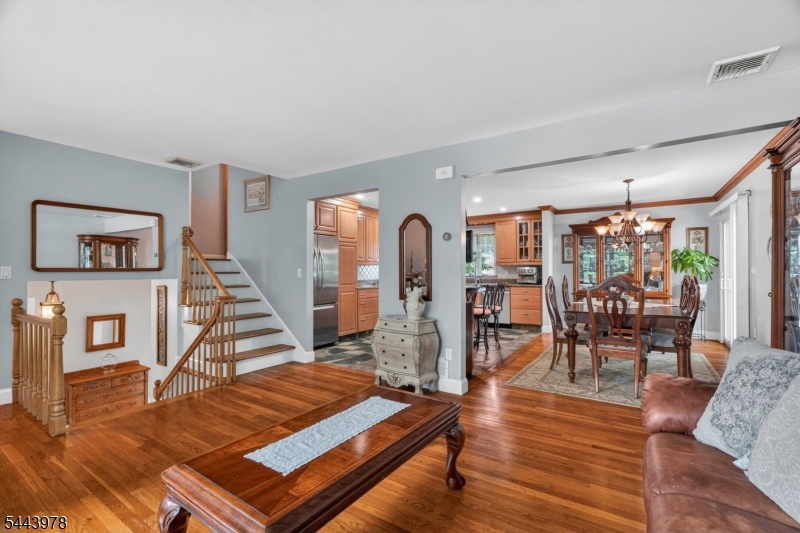 2736 Andrea Road Union, NJ 07083 - Photo 8 of 34