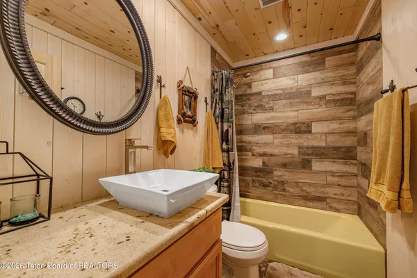 $824,900 | 4021 Algenia Lane, Island Park, ID 83429