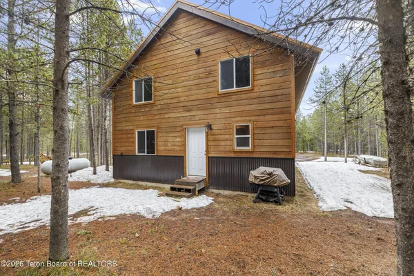 $824,900 | 4021 Algenia Lane, Island Park, ID 83429