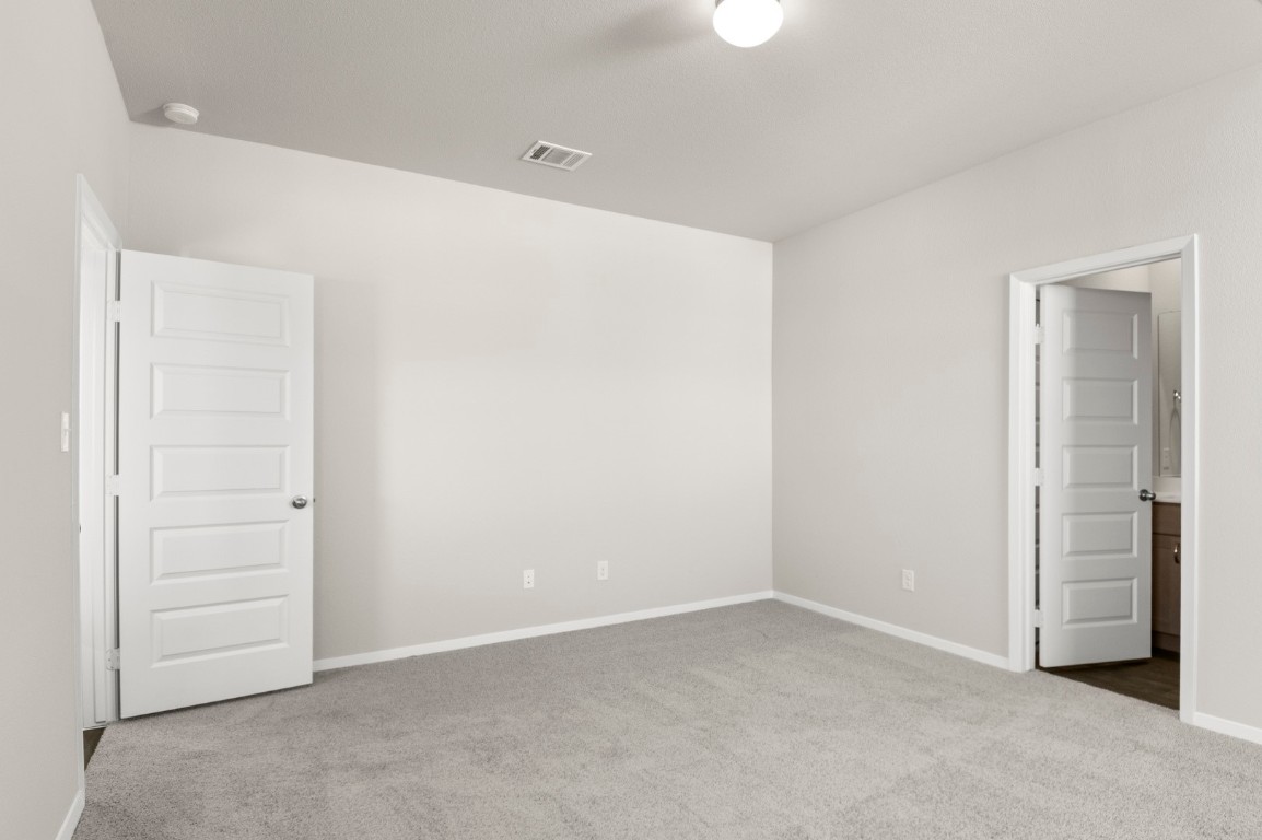 167 Daylily Drive Elgin, TX 78621 - Photo 20 of 29 an empty room with closet