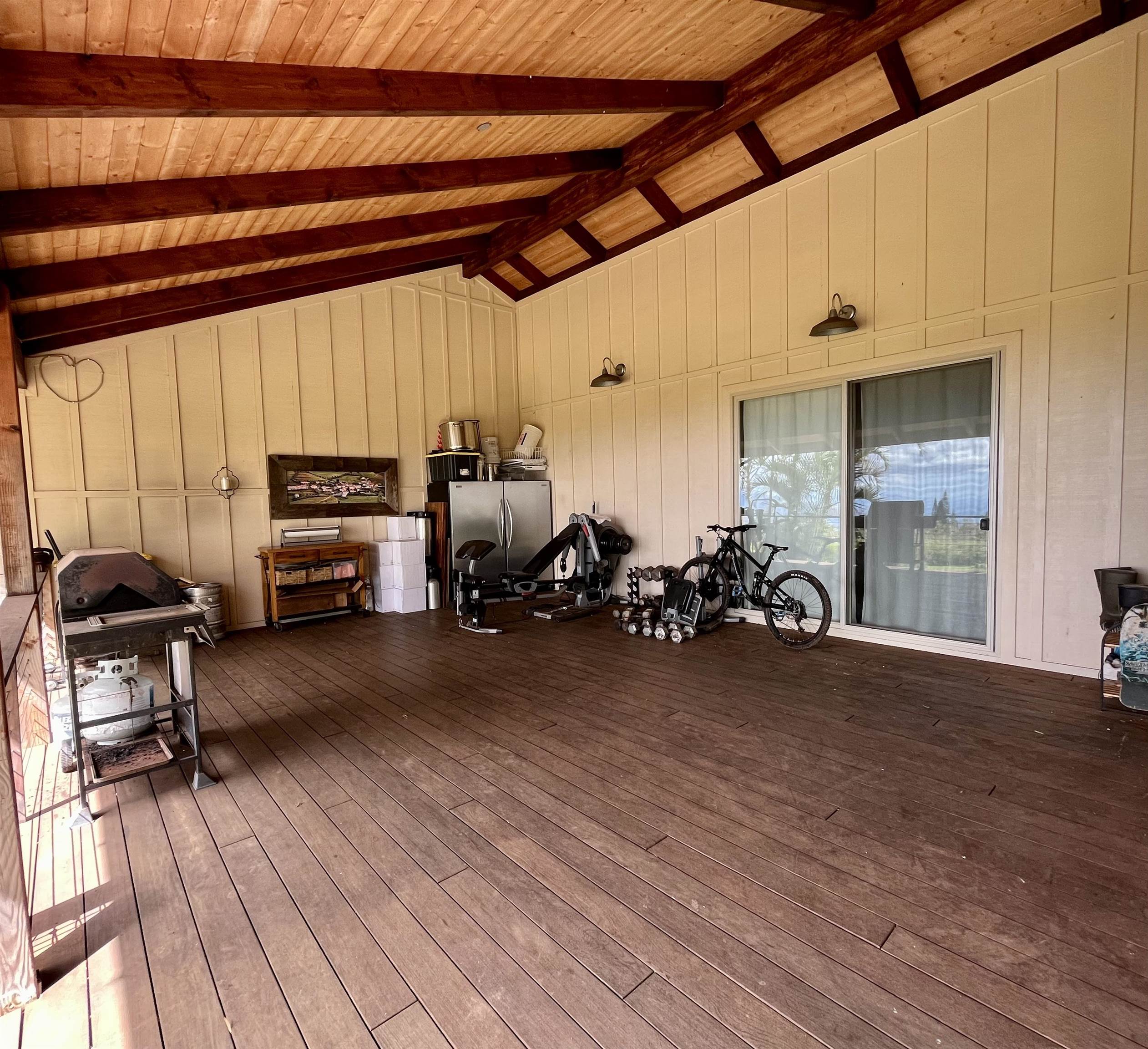 3402 Lower Kula Road Kula, HI 96790 - Photo 19 of 30 lanai