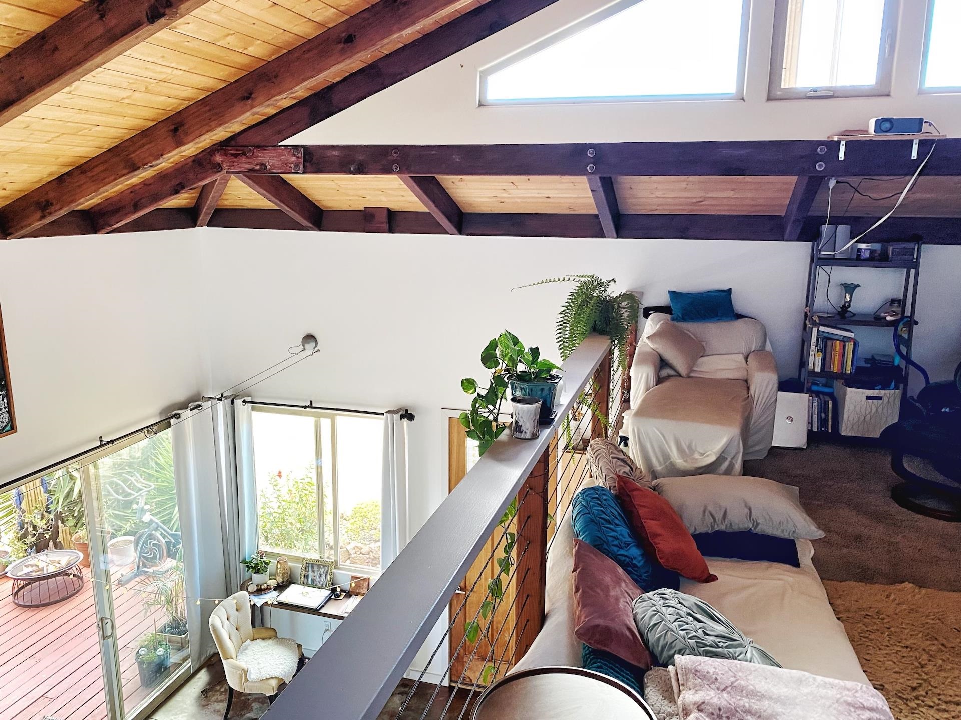 3402 Lower Kula Road Kula, HI 96790 - Photo 27 of 30 Office Loft Space