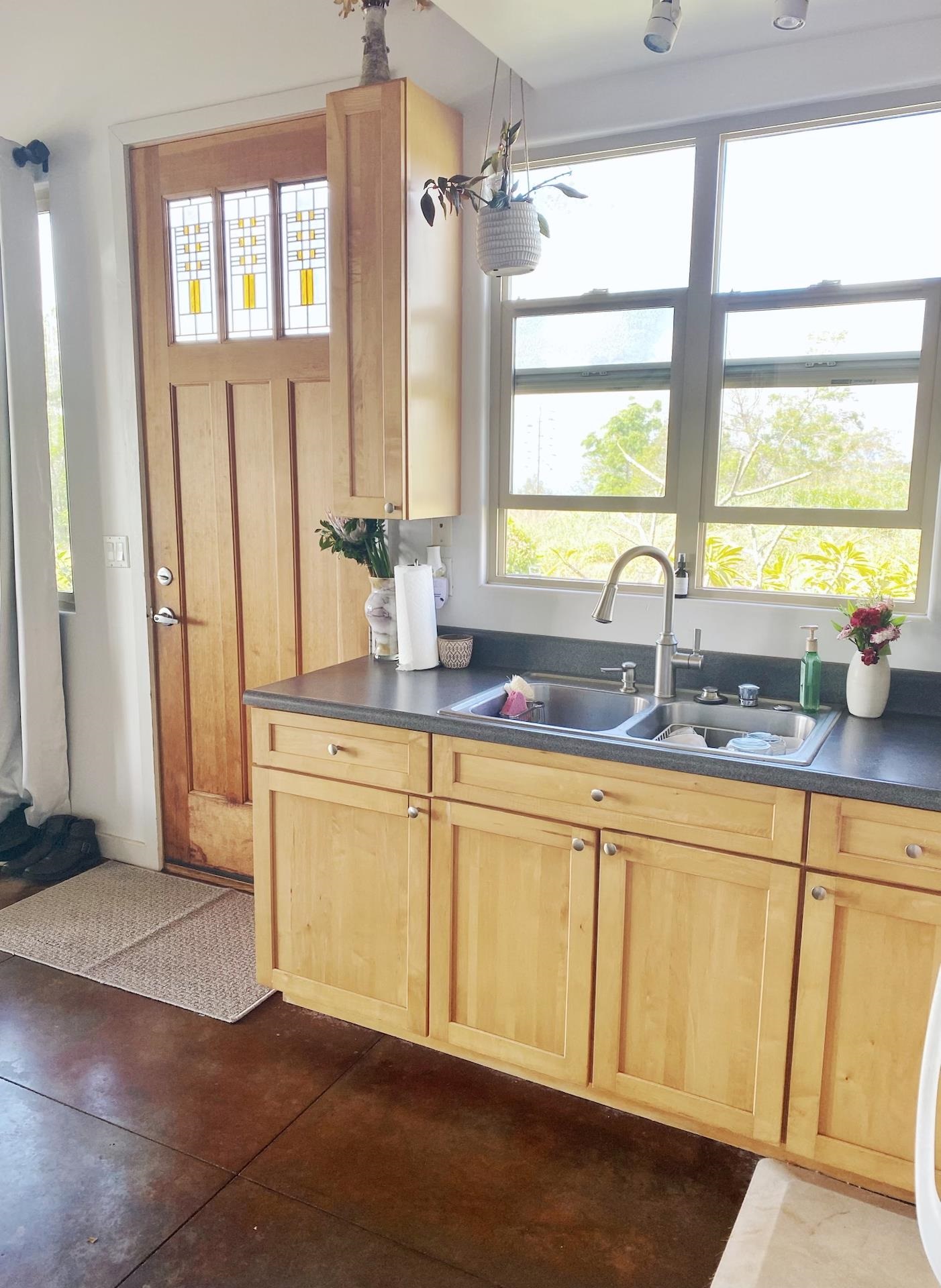3402 Lower Kula Road Kula, HI 96790 - Photo 30 of 30 Office Sink Area