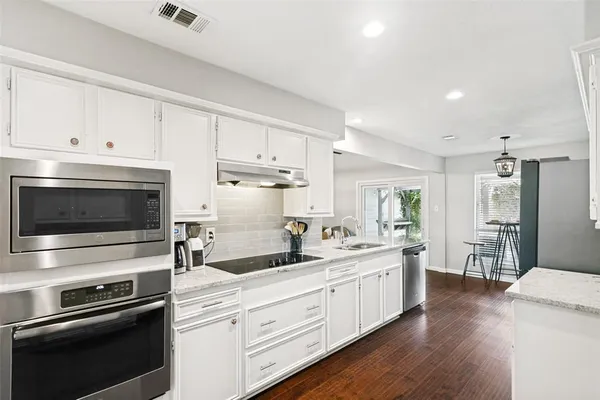 $575,000 | 2904 Princeton Drive, Plano, TX 75075