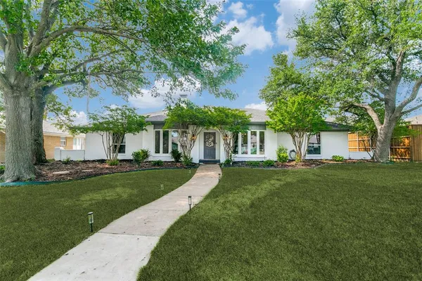$575,000 | 2904 Princeton Drive, Plano, TX 75075