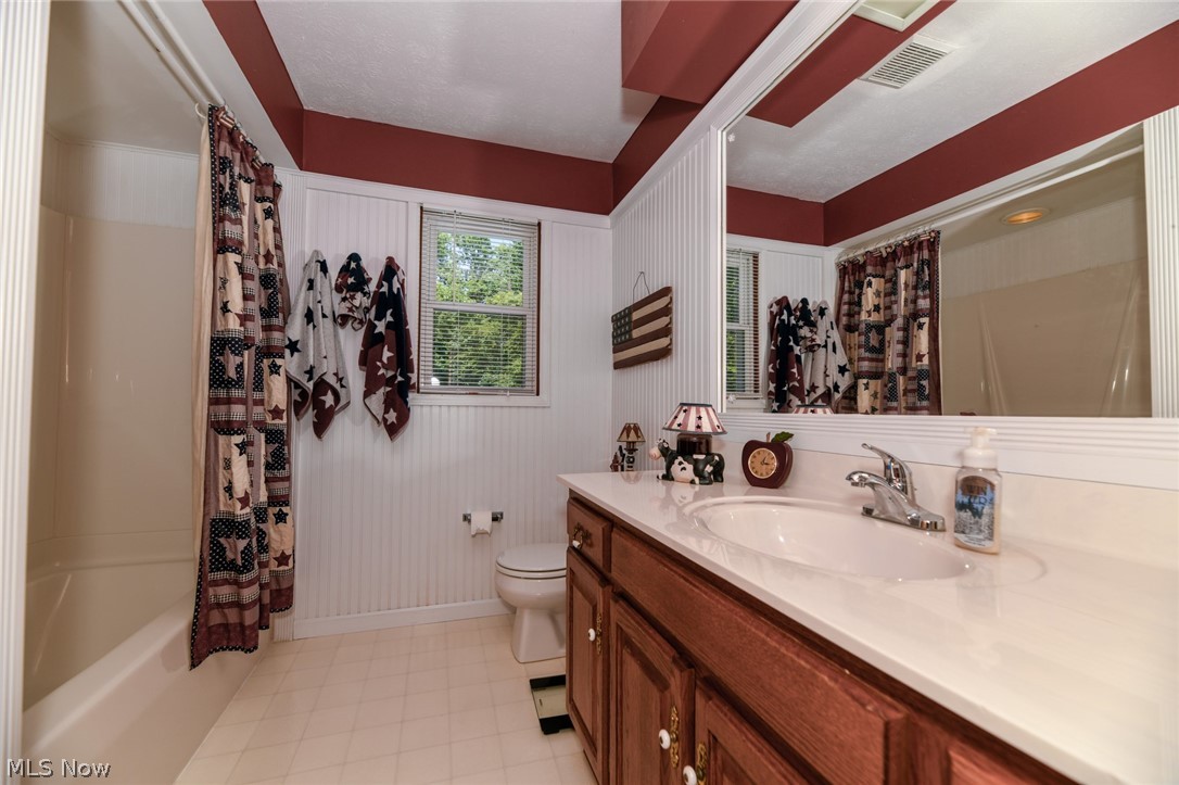 15812 Boston Road Strongsville, OH 44136 - Photo 21 of 32