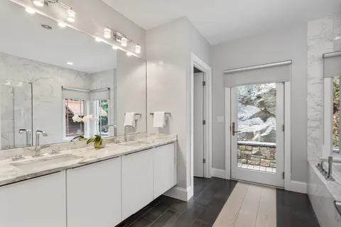 $5,100,000 | 86 Black Rock Drive, Hingham, MA 02043