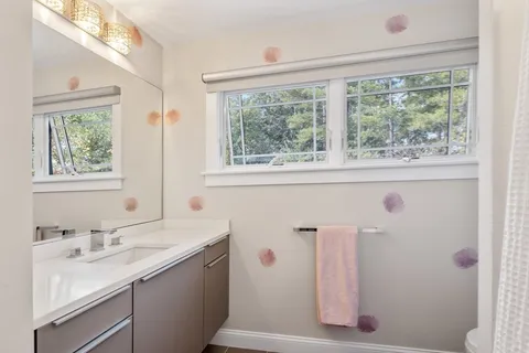 $5,100,000 | 86 Black Rock Drive, Hingham, MA 02043